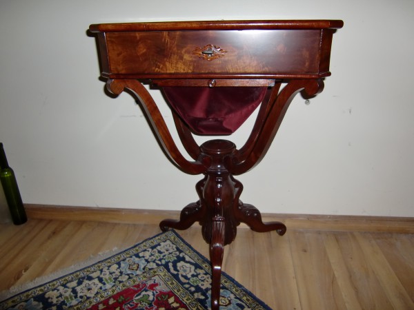 Biedermeier Tisch